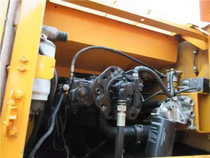 Excavavor Used SANY 215