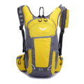 Cómoda mochila deportiva clásica con doble hombro