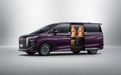 Hongqi HQ9 family vans for sale