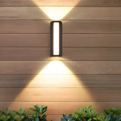 Creative Up Down Wall Light Decorative LED Wall Lamp for Home and Hotel