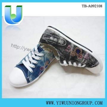 Ladies Canvas Shoes