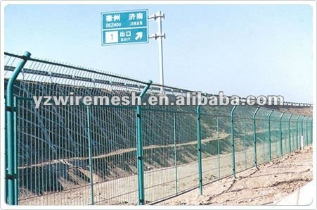 excellent quality highway fencing wire mesh
