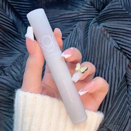 High-Quality Matte Liquid Lipstick - Waterproof Cosmetics Lip Gloss (4 Colors)