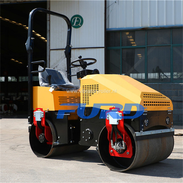 1000kg Power Steering Compaction Asphalt Roller