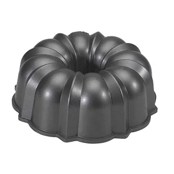 Pro Carbon Steel Original Bundt Cake Pan
