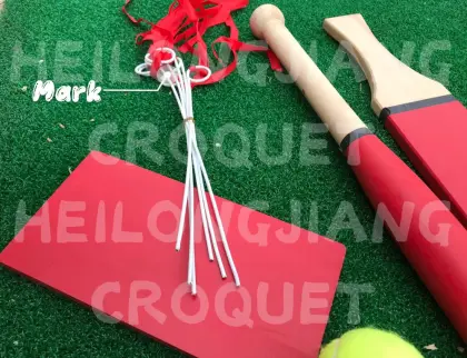 WOODEN GARDEN GAME-BASEBALL BAT