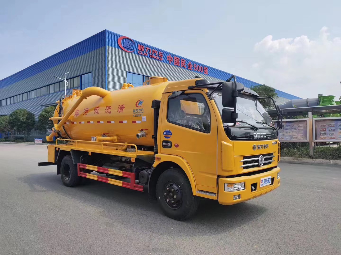 Dongfeng 8cbm Sewage Suction Truck 1