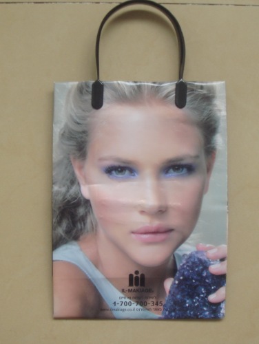 Sell Clip Handle Polybag with Customized Logo and Design, Printed Plastic Bags, Shopping Bag, Gift Promotional Bag (HF-003)