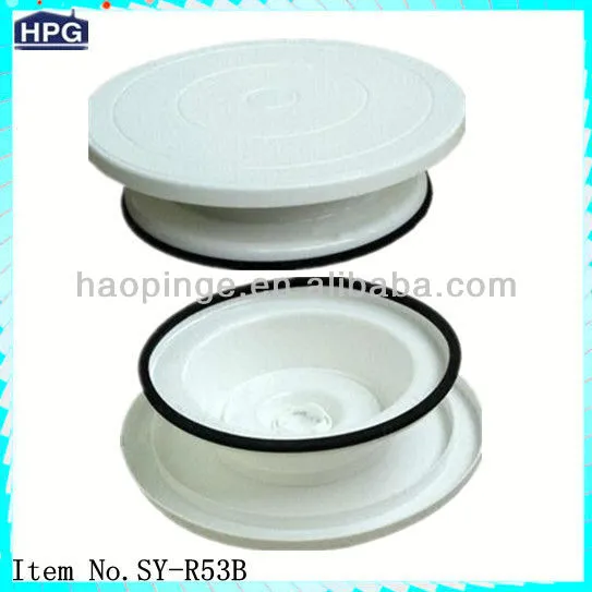 Plastic Revolving Cake Stand with Non-Slip Pad