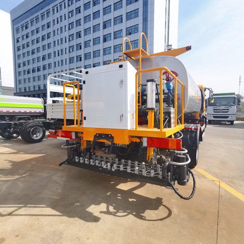 Грузовик Dongfeng Huashen Asphalt Sprinkling