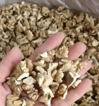 180g shelled Yunnan walnuts