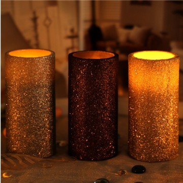 Várias velas de cera de decoração de eventos com LED