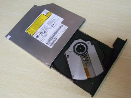 Black Bezel Sony Ad-7560a 8x Dvd±rw Dl Notebook Ide Optical Disc Drive