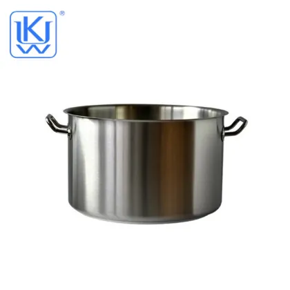 The stainless steel stock pot in the hotel