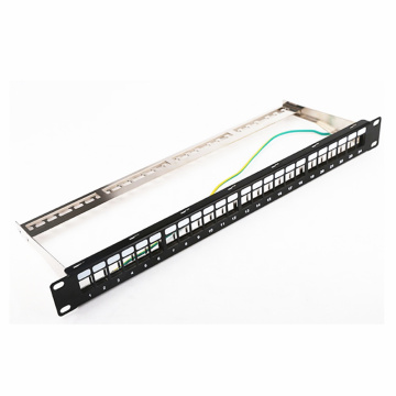 Leere Patch -Panel verwendet für STP -Keystone -Buchse