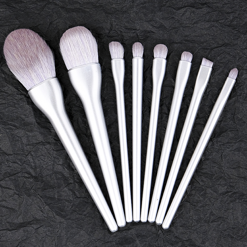 2-16 Makeup Brush