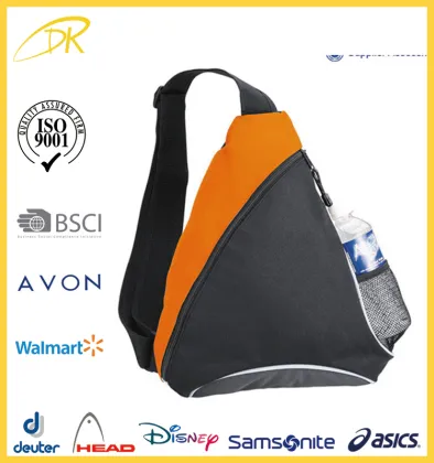 Brand name trendy college sling bags for boys, leisure triangle messenger bag