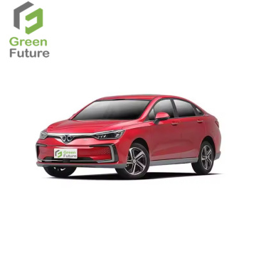 BAIC EU5 R600: Hochgeschwindigkeits-Elektrofahrzeug für Taxis in Peking, China