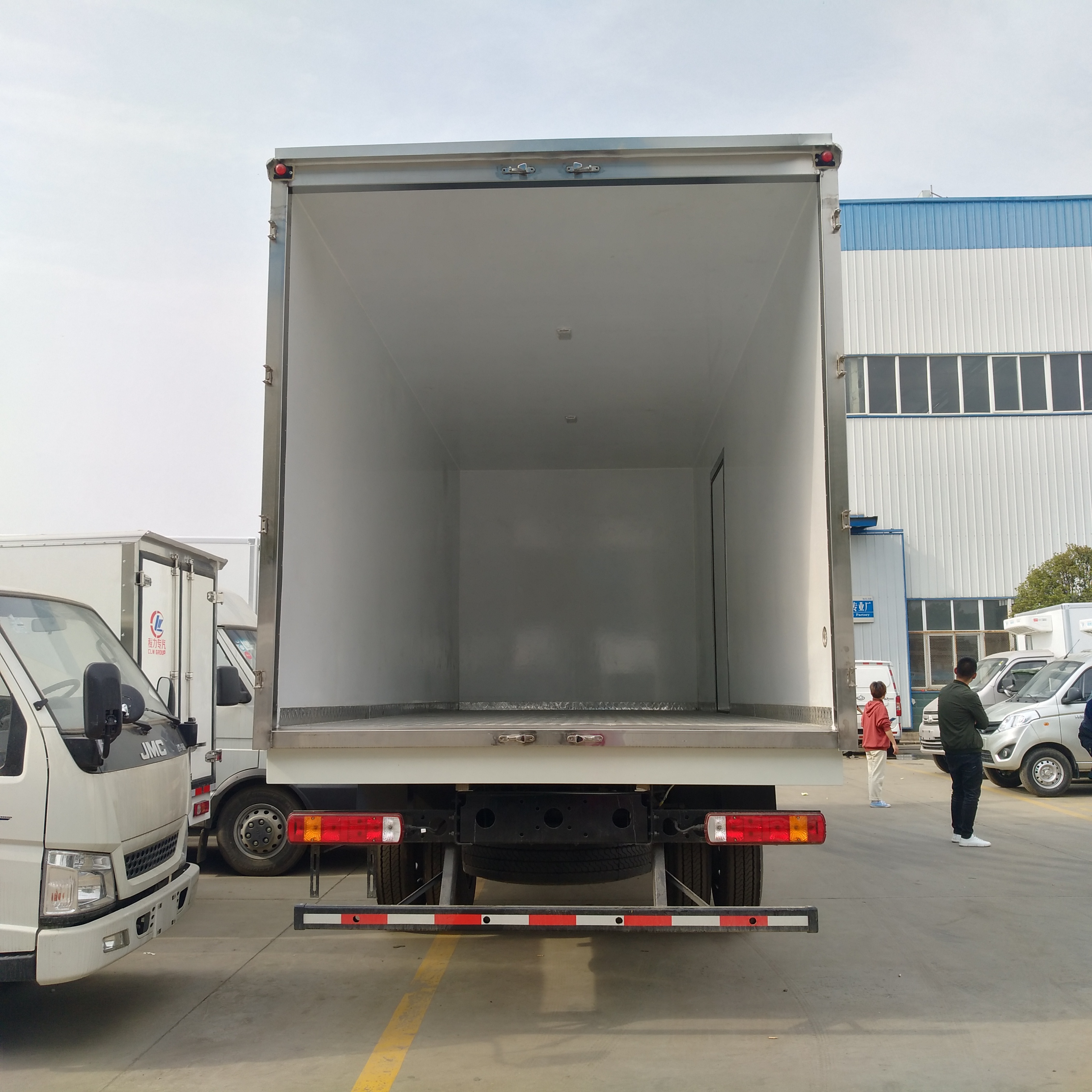 FOTON brand light duty 3T refreigerated truck