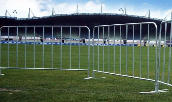 Barreras de seguridad vial para eventos de control de multitudes