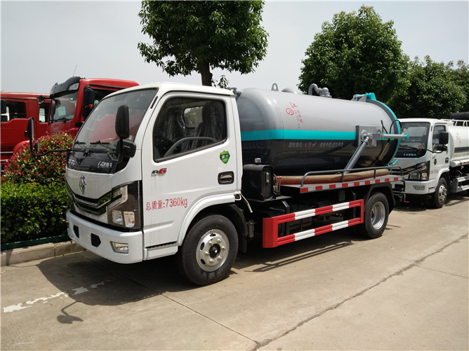 1000 galan dongfeng bouck tank