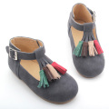 Scarpe con cinturino a T per bambini in pelle con suola in gomma all&#39;ingrosso