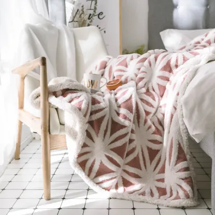 Cozy Double Sided Flannel Sherpa Fleece Quilt Blanket for Couch Sofa