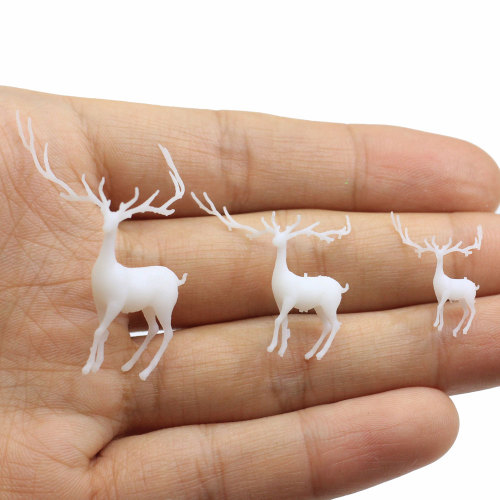 Competitive Price Tiny Resin Craft White Reindeer Light in the Night Microlandschaft Accessory Christmas Fairy Garden