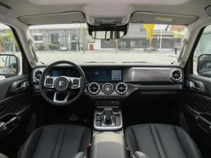 Testo 160 THE WiFi data logger with integrated temperature and humidity sensor and 2 connections for probes