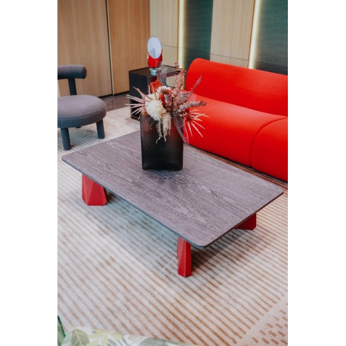 Mesa de café esencia de modernidad