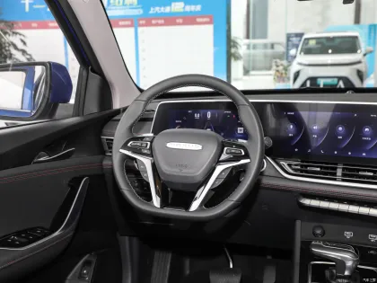 Chinese Saic Maxus Electric Pickup and Campervan New Energy Vehicles