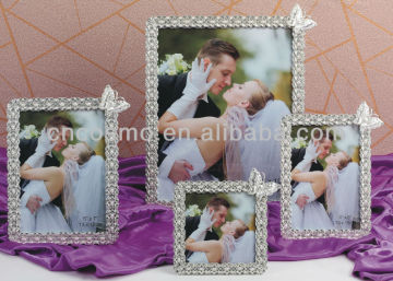 With a fancy butterfly,Zinc alloy and pewter,Wedding photo frame