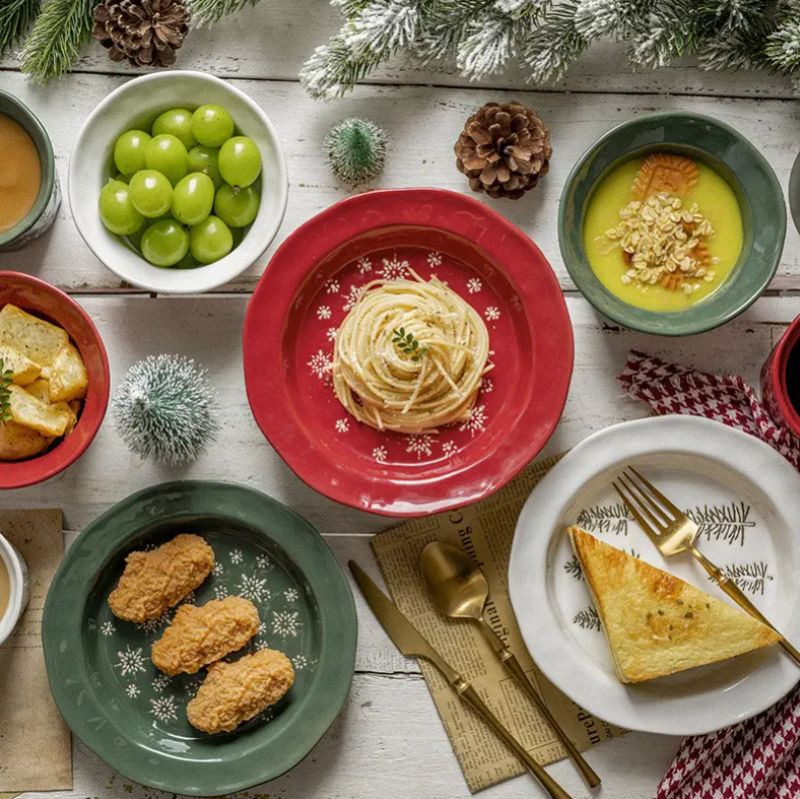 Limited time Christmas red ceramic plate