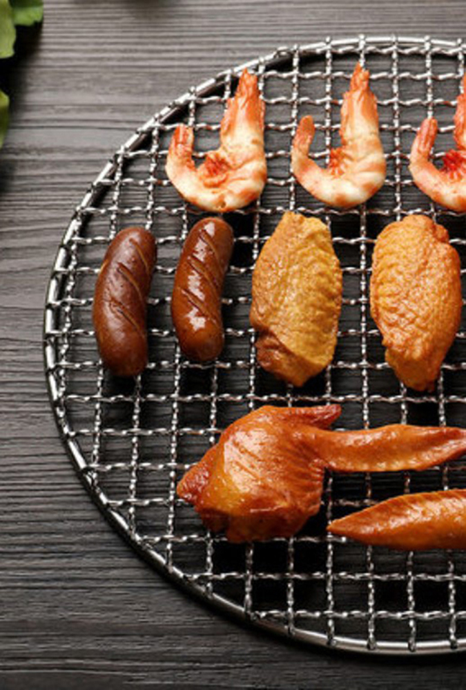 charcoal barbecue grill
