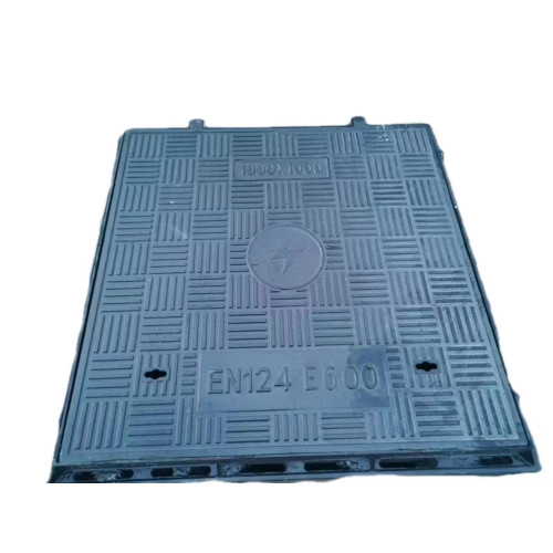 Square nodular cast iron manhole cover D400