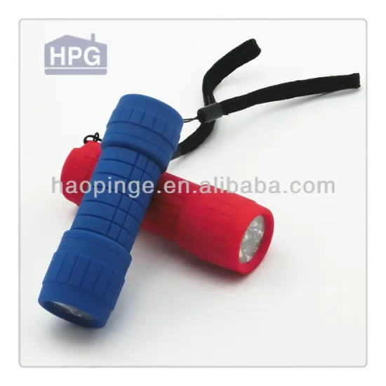 9 LED 3AAA Mini Ruberised Flashlight