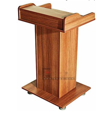 Desain mimbar kayu untuk gereja