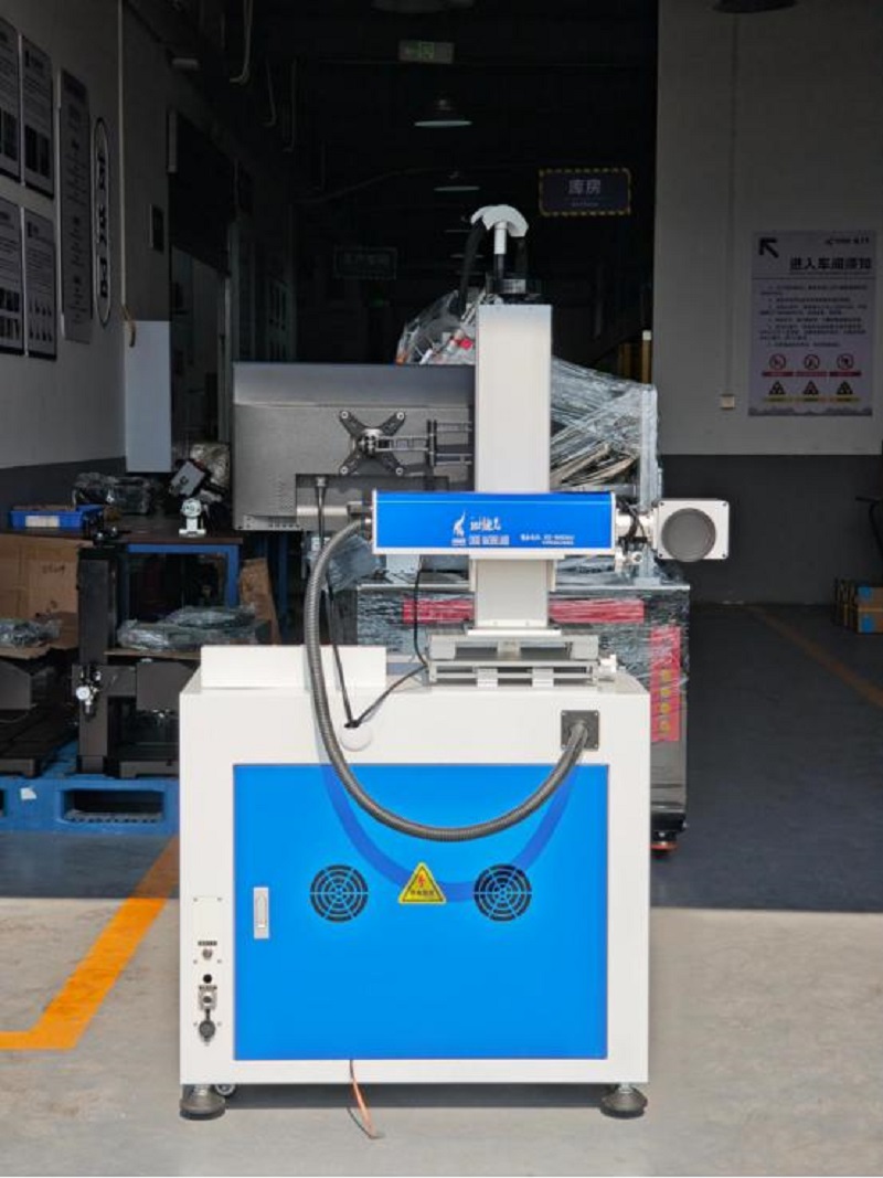 Chuke Intelligent Side-mounted Fiber Laser Marking Machine Successfully Delivered, Production Line Remains Uninterrupted!