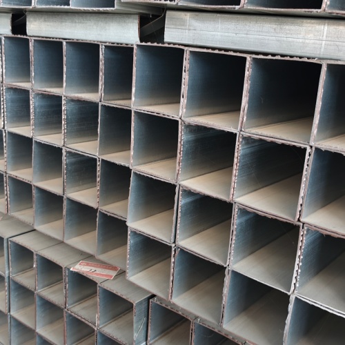 Verzinktes Vierkantrohr 98*98*1,3 mm