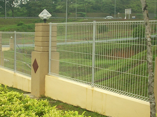 roll top fence7