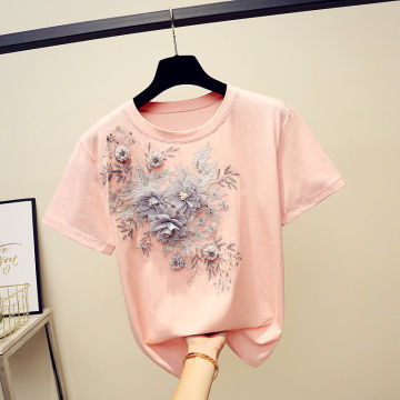 Camiseta feminina de algodão bordado flor da moda