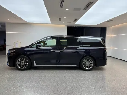 Brand New 2024 Voyah Dreamer EV PHEV Dreamer Car Electric Vehicle EV 7 steats medium large MPV Voyah Dreamer
