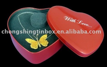 Heart shape tin necklace case