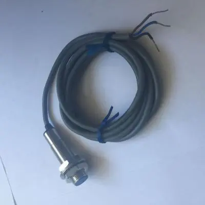XS6 Embedded Telemecanique Inductive Proximity Sensor