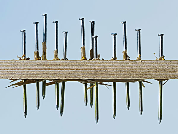 Fabrieksvoorraad ijzeren spijkers