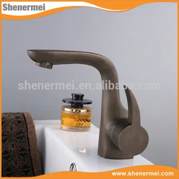 Professional Manufacturer Antique brass basin tap