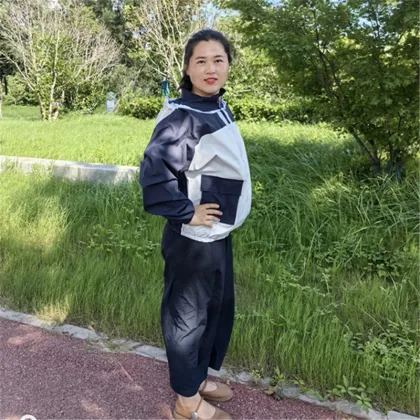 Professional Beekeeper's Suit: The Essential Apiculture Jacket for Hive Management