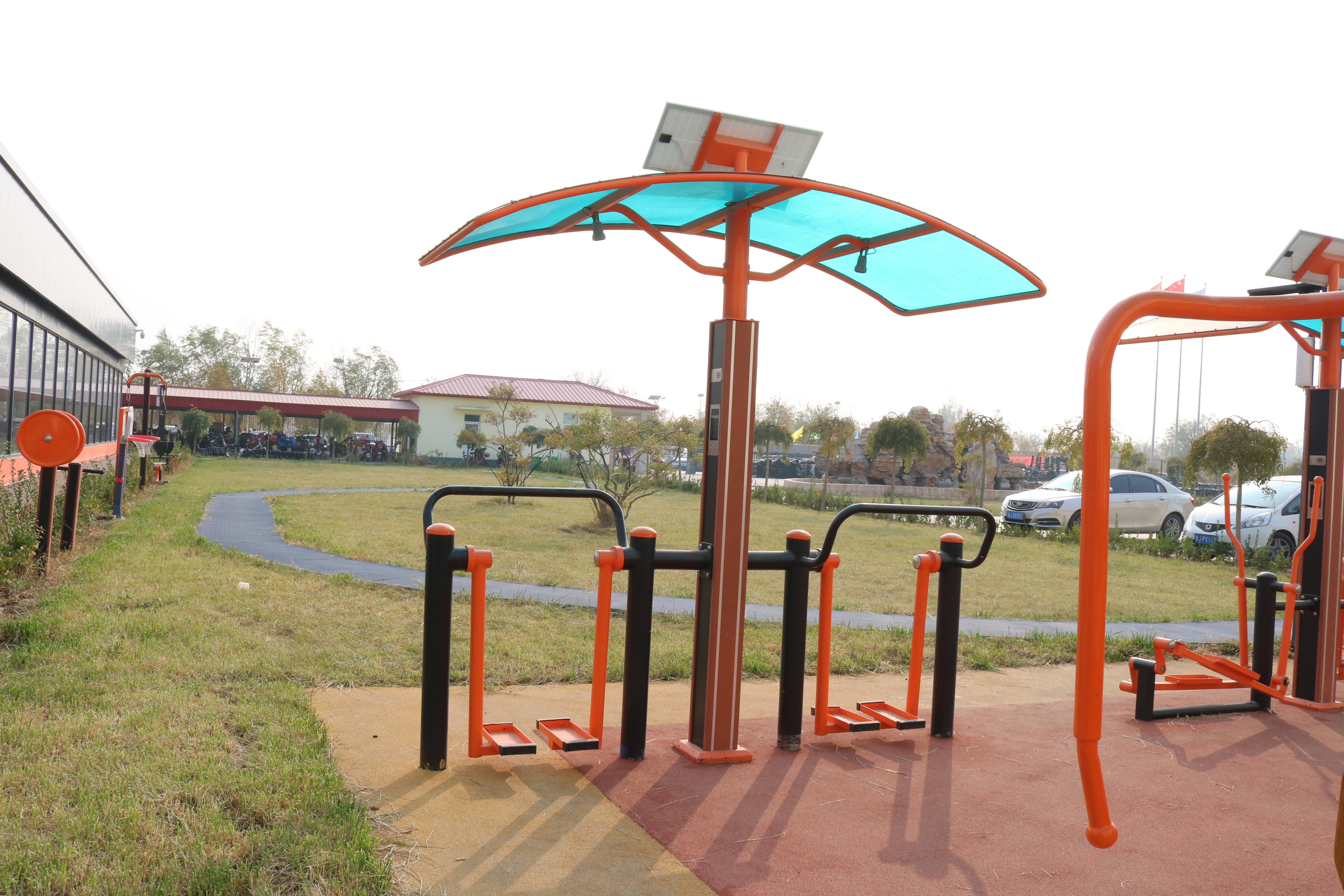 Smart Sports Park Fitness Equipment with Solar Panel Spacewalker