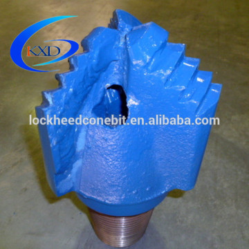 Water well drill bit PDC drag bit