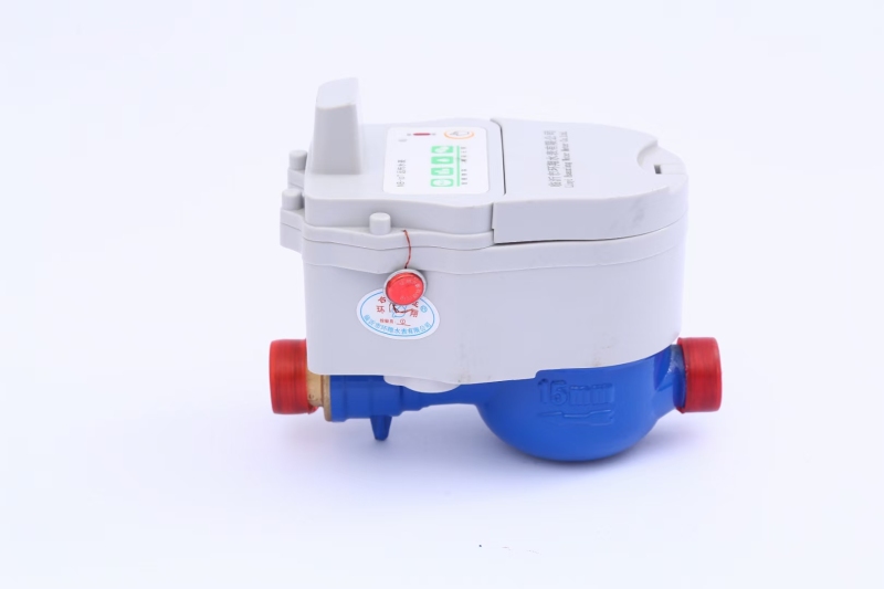 Wireless telecommunication water meter